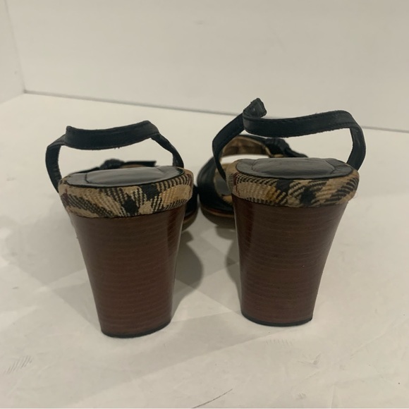 Authentic Vintage Burberrys Sandals - Picture 5 of 11